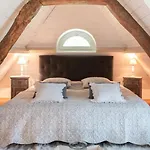 Les 2 Chaumieres Piscine & Honfleur * Ablon