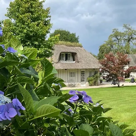 בית נופש Les 2 Chaumieres Piscine & Honfleur