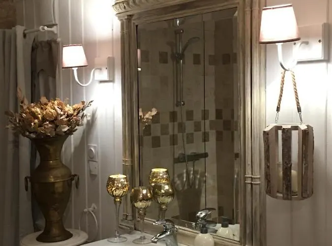 Les 2 Chaumieres Piscine & Honfleur Дом отдыха *