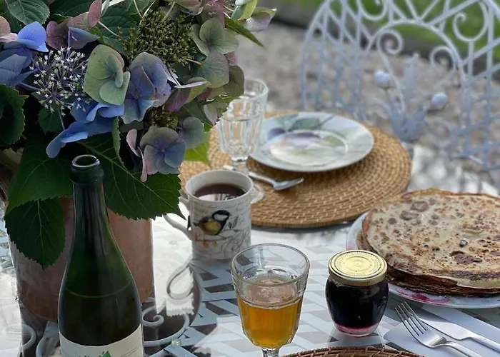 Les 2 Chaumieres Piscine & Honfleur Дом отдыха Ablon