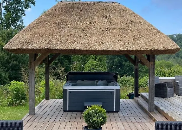 Les 2 Chaumieres Piscine & Honfleur