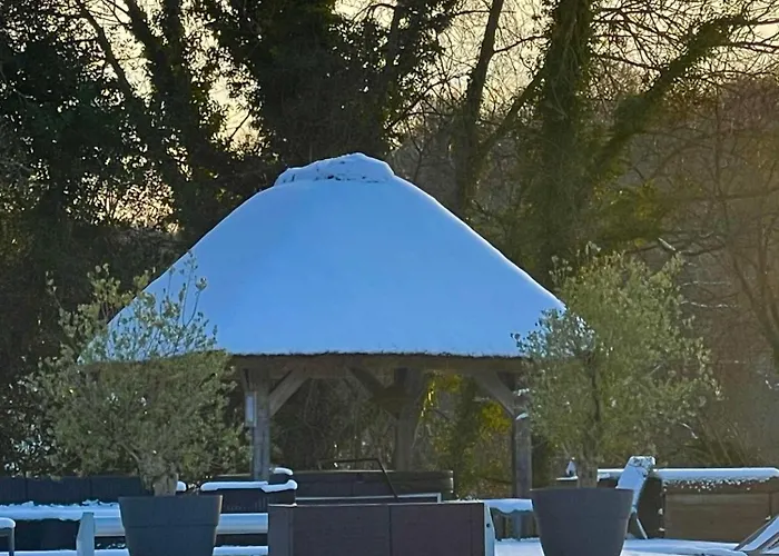 Les 2 Chaumieres Piscine & Honfleur * Ablon