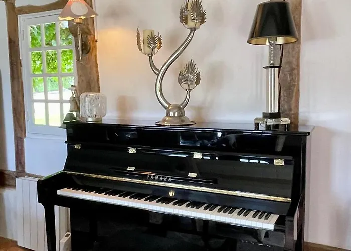 Les 2 Chaumieres Piscine & Honfleur *