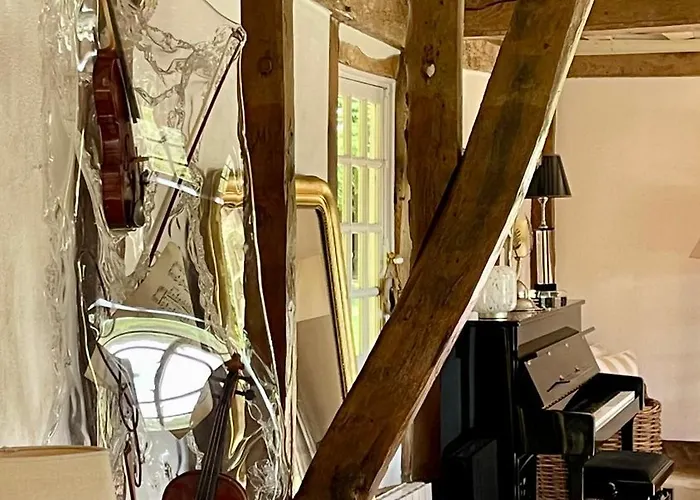 Les 2 Chaumieres Piscine & Honfleur Дом отдыха *