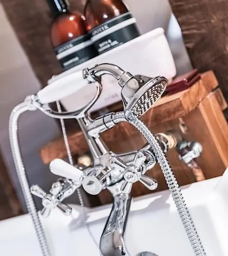 Les 2 Chaumieres Piscine & Honfleur * Ablon