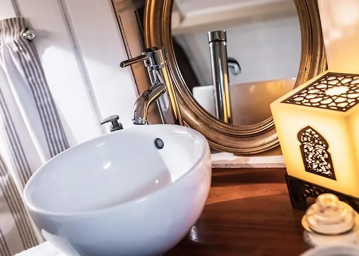 Les 2 Chaumieres Piscine & Honfleur *