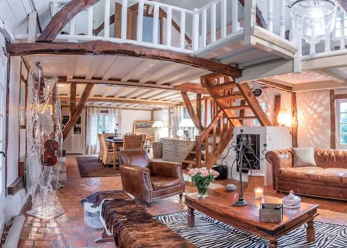 Дом отдыха Les 2 Chaumieres Piscine & Honfleur *